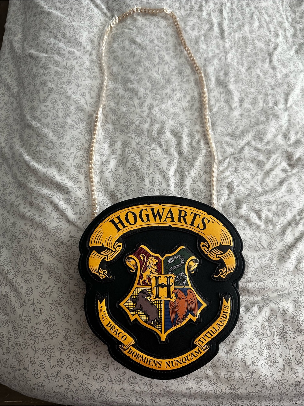 Hogwarts Crest Crossbody Bag - Yellow & Black